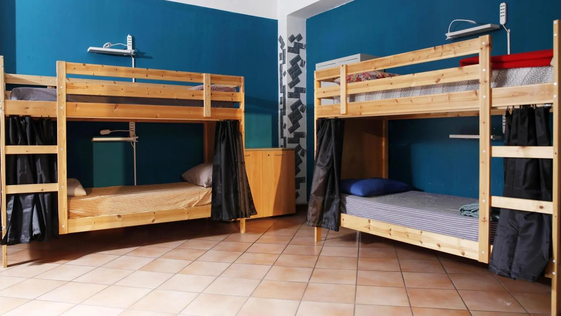 Pensionat Posto Letto In Una Camera Condivisa Busto Garolfo Italien