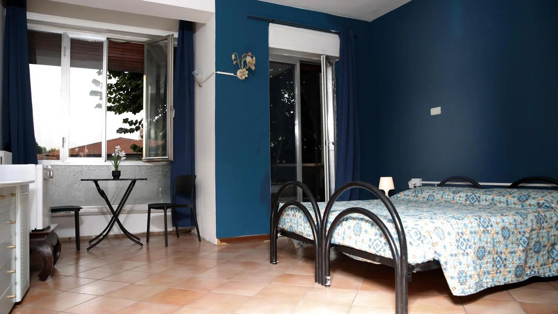 Posto Letto In Una Camera Condivisa Busto Garolfo