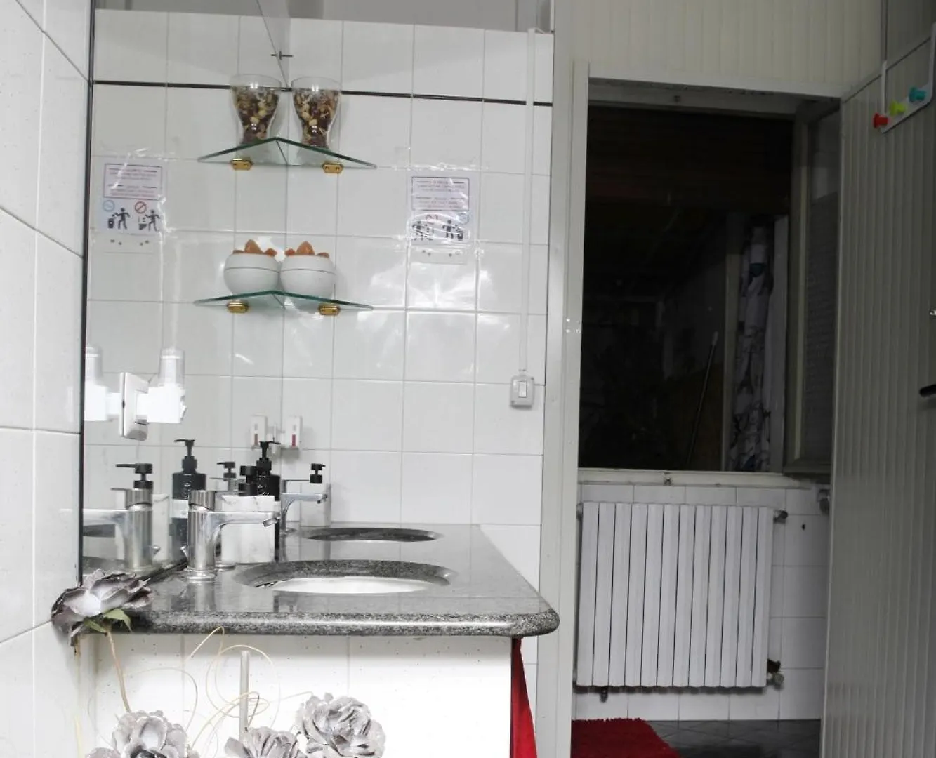 Pensionat Posto Letto In Una Camera Condivisa Busto Garolfo Italien